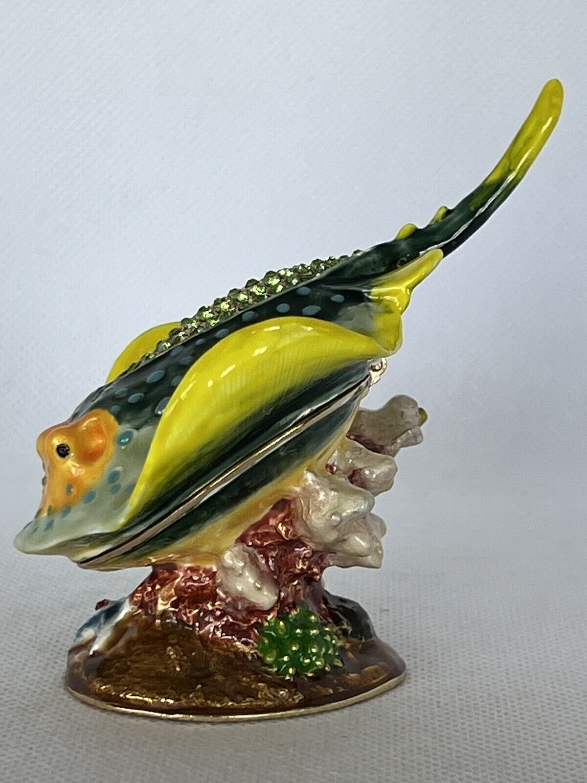 Stingray by Ciel Collectables Hand Painted Enamel with swarovski Crystals