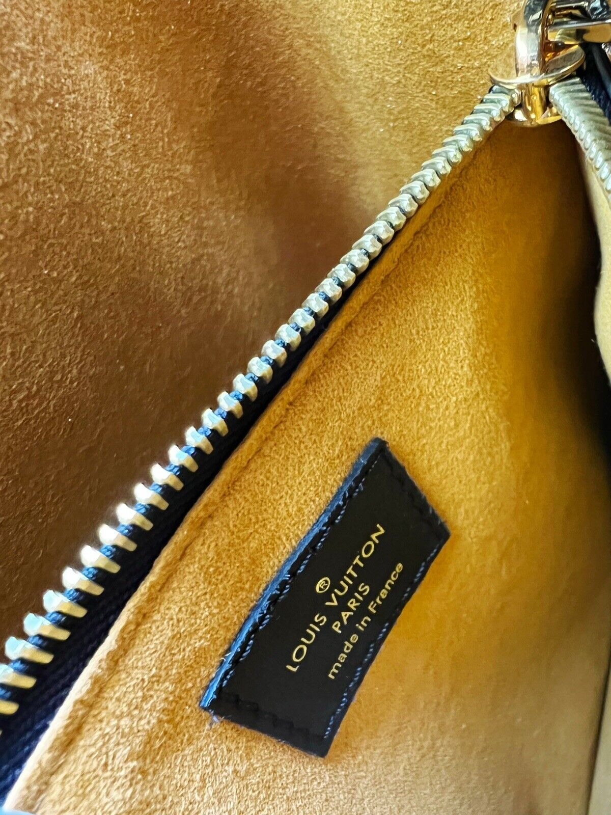 Pre-order] LV Monogram Neo Bucket Bag (Brown / Gold), Luxury, Bags