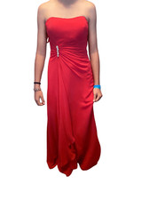 Mori Lee Madeline Gardner GUC Bridesmaids/ Prom Dress Red Size 6