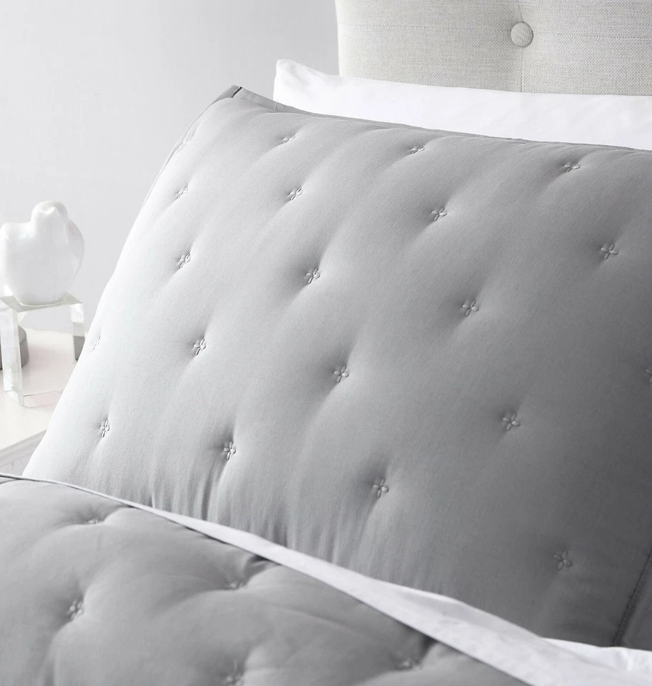 3-Piece Cooling Bamboo Fiber Cross-Stitch Quilt Set Lightweight Bedspread Cover - Image 3 of 4