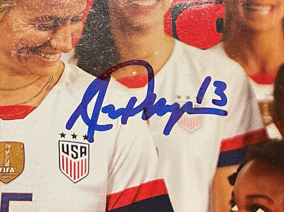 ALEX MORGAN, MEGAN RAPINOE SIGNED Sports Illustrated Magazine LoJo PSA/DNA COA - Image 3 of 4