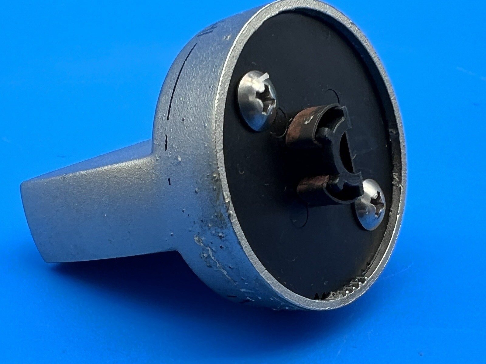 Genuine GE MONOGRAM Gas Range, Knob WB03X10218 OEM Worn Please View