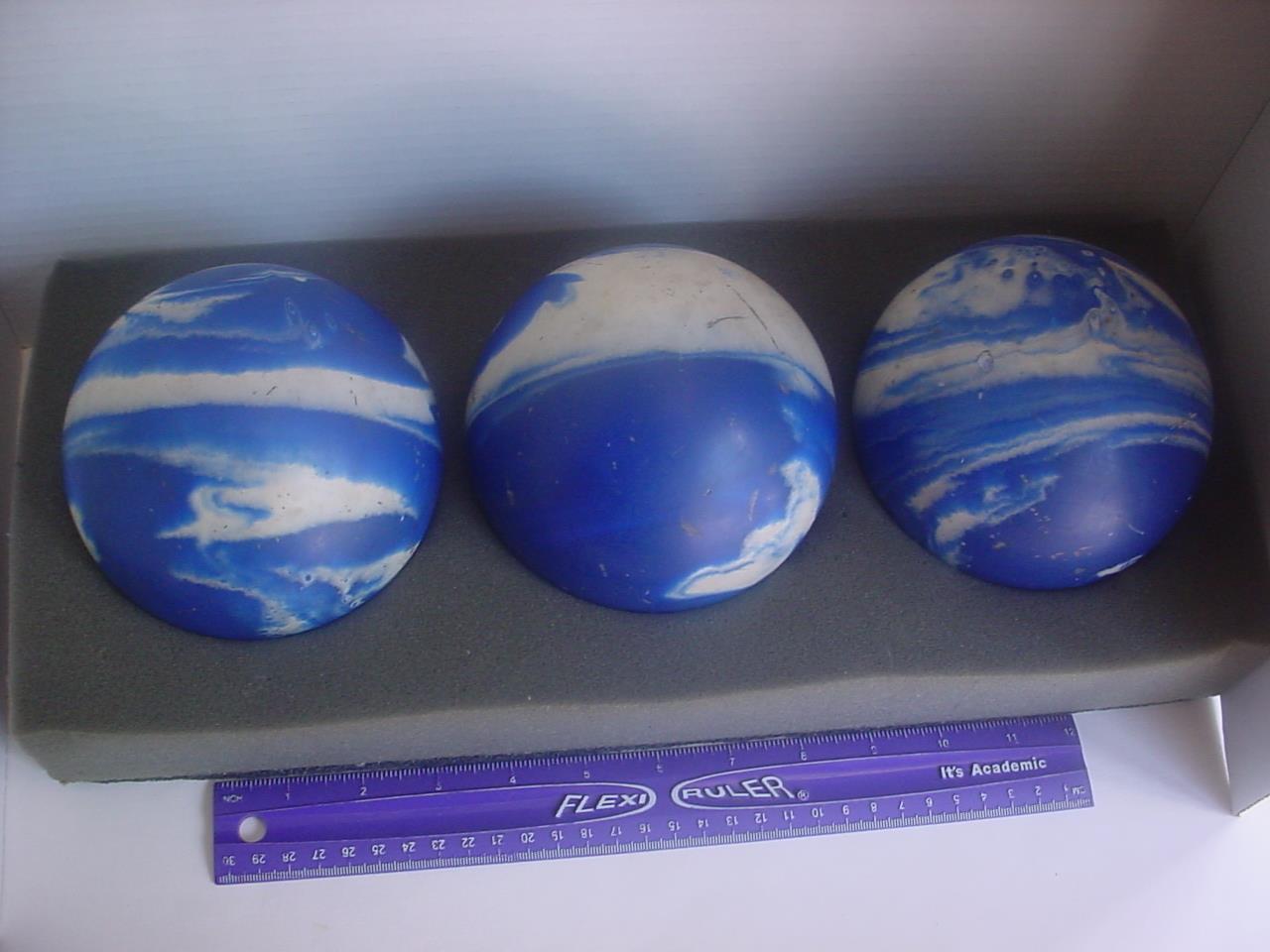 (3) Vintage blue swirl rubber duckpin bowling balls EPCO Paramount 3lbs
