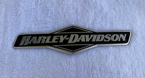 Genuine Harley Davidson Touring Skull Willie G Fuel Gas Tank Emblem Badge