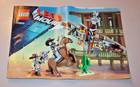 Lego 70800 The LEGO Movie Getaway Glider, Complete with Minifigs & Accessories — photo 2