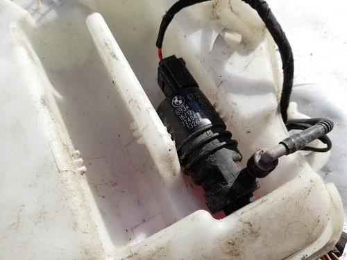 67126934160 Waschwasserpumpe, Scheibenreinigung 6934160 BMW 5-Ser DE1738160-30