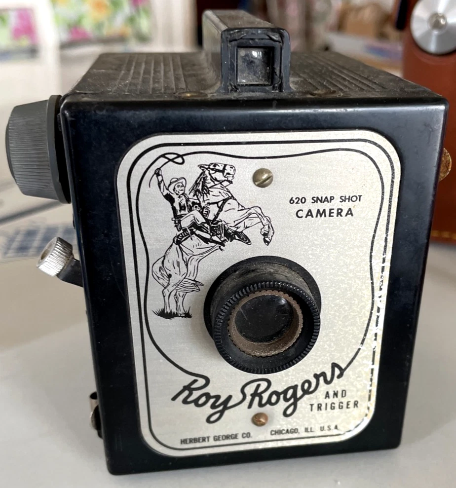 ヴィンテージ　ボックスカメラ　Roy Rogers and Trigger What is the value of 1950s photographic kit?