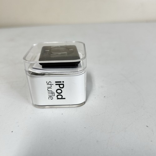 Apple iPod Shuffle 2GB 4th Gen Space Gray Brand New A1373 MKMJ2LL/A Rare! - Picture 4 of 10