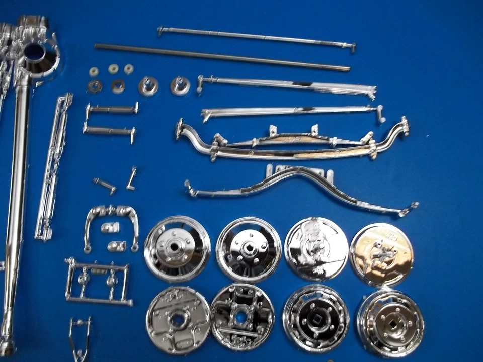 Escala 1/8: Suspensión delantera y trasera Big Deuce Foto 2 de 4