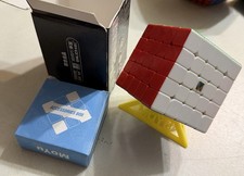 Rubik's Cube - MoYu 5M - Magic Twisty Cube - w/ Stand  Accessories Box