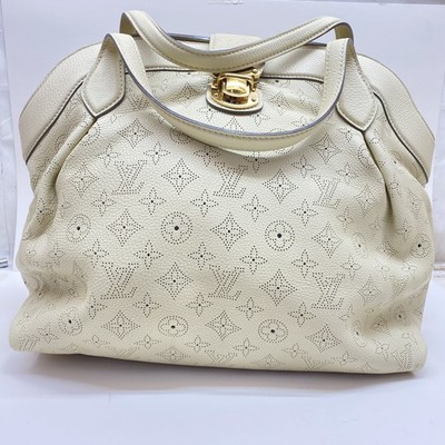 LOUIS VUITTON MAHINA MM BAG W DUST COVER (CMP122875)