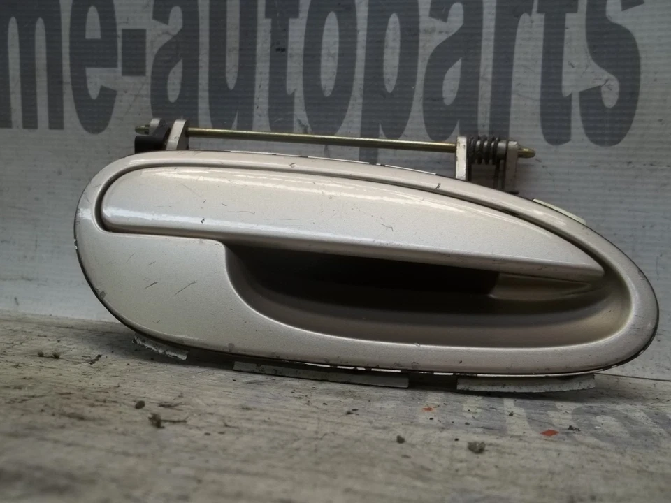 Cadillac Catera 1997-2001 pasajero derecho exterior manija de puerta exterior OEM Foto 4 de 4