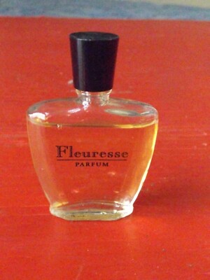 Fleuresse Travel Size Parfum .33 fl oz NEW