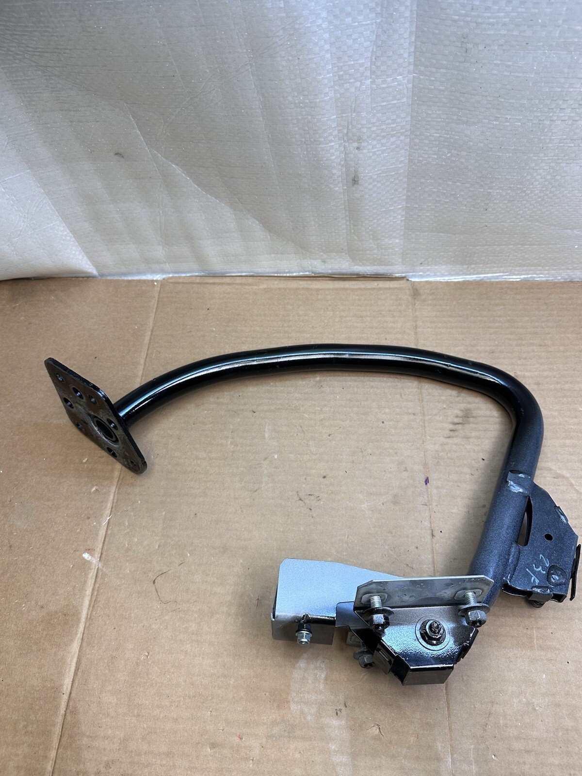 14-18 Maserati Quattroporte S Q4 Trunk Hinges Hinge Set Left Right OEM