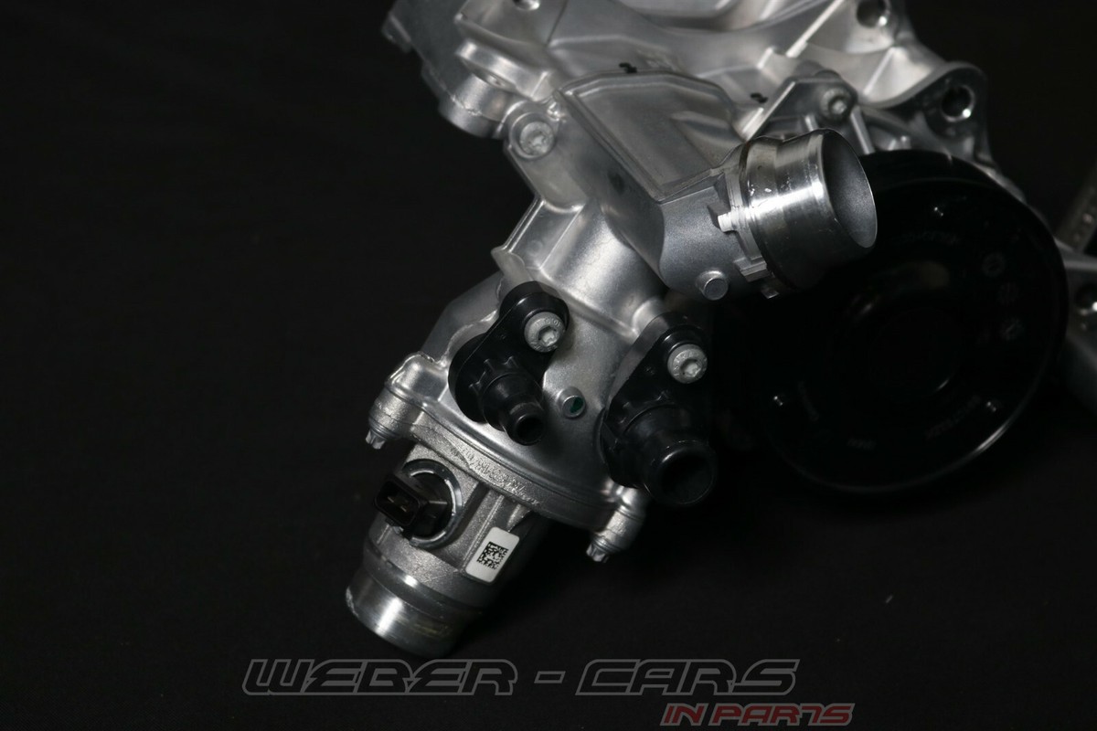 8054857 Water Pump Coolant Pump with Carrier BMW X3 M F97 X4 F98  