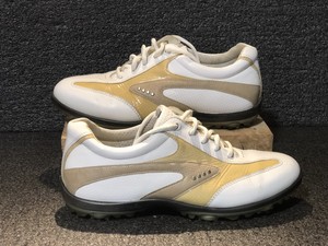 ecco beige shoes