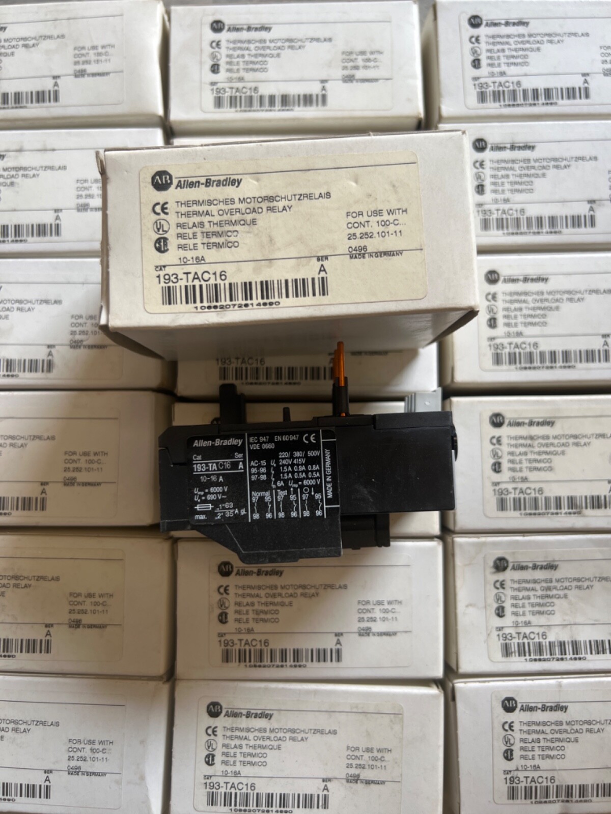 1pc of ALLEN BRADLEY Thermal Overload Relay 193-TAC16 SER A