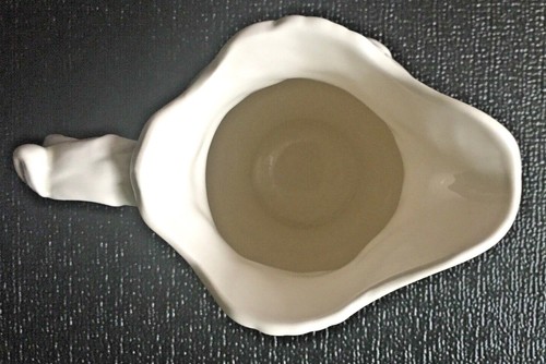 Vntg SPODE ENGLAND PITCHER WHITE PORCELAIN EMBOSSED DRINKING WINE GARDEN SCENE - Picture 5 of 12