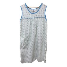 Vintage Nightgown Cottage 18