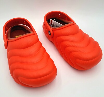 Crocs Classic Lined OVERPUFF Clogs Lava Orange Women's