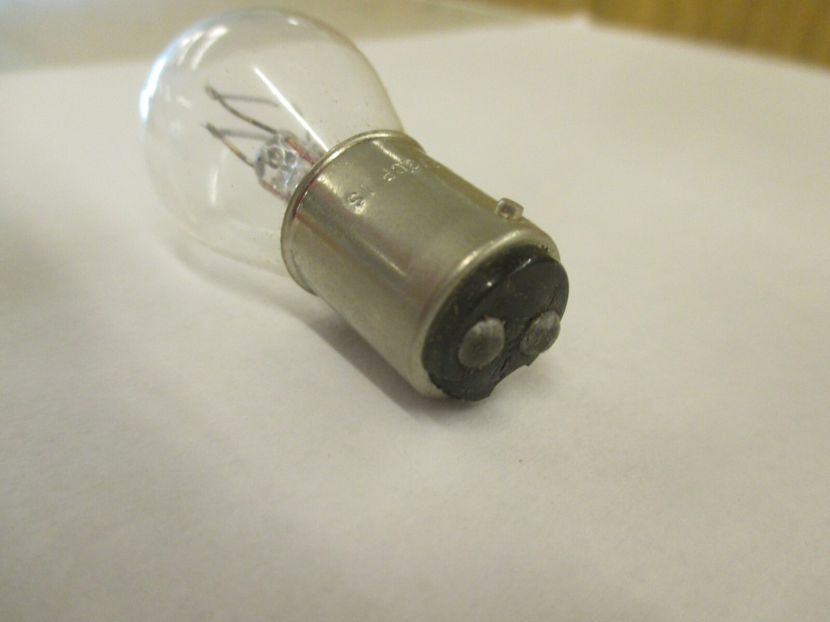 STANLEY 12 VOLT HEADLIGHT BULB BASE: BAY15D 12V32/3CP S-25