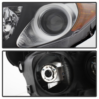 Pair Of Headlights For 2013-2015 Toyota RAV4 - Halogen, Chrome Housing, Clear Lens (Driver & Passenger Side)