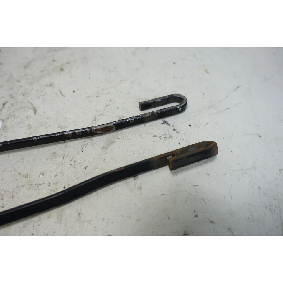 1988-1989 BMW E32 7-Series Early Windshield Wiper Arm Pair Metal Left Right OEM — 第 2/4 张图片