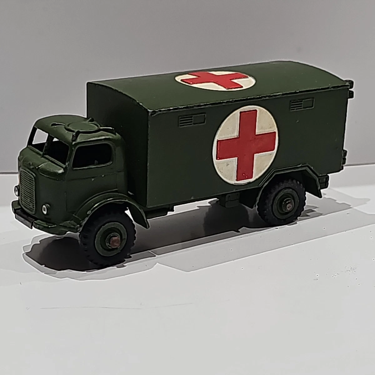 Dinky Toys 80F Ambulance Militaire Renault Carrier - Boîte D'origine MIB