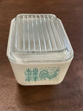 Vintage Pyrex 1 1/2 Pint Amish Butter  Refrigerator Dish 502 With Lid