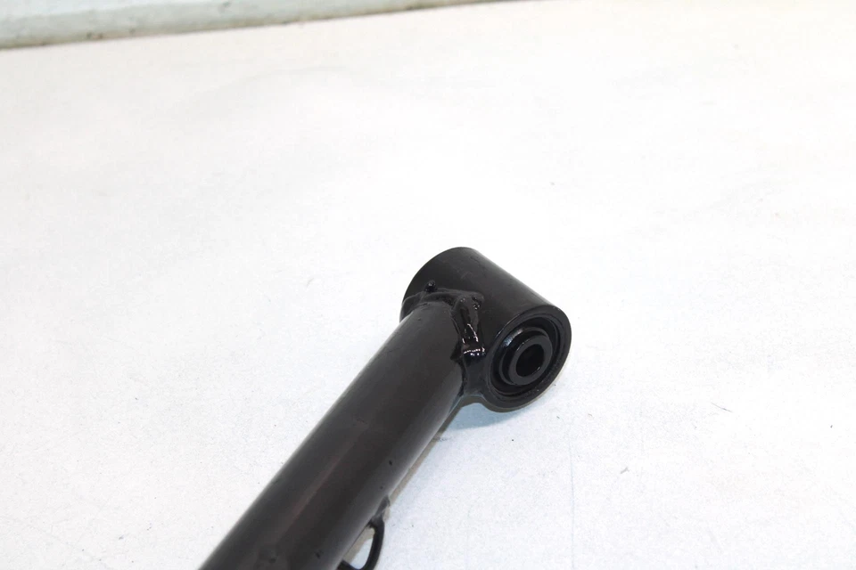 Brazo A superior delantero derecho Kawasaki Bayou 400 96 4x4 OEM 39007-1210 AK11 Foto 3 de 4