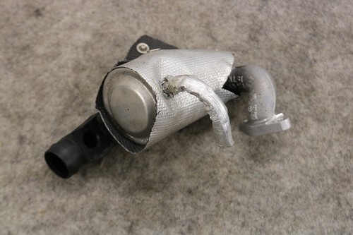 Audi R8 42 & R8 4S Kombiventil 07L131101F AGR Ventil Adapter 07L131166E links