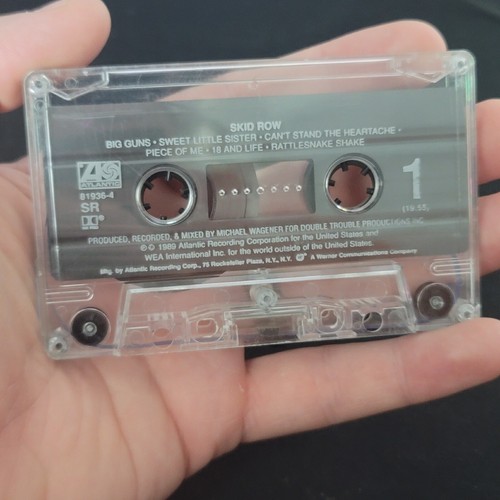 Skid Row by Skid Row Cassette Tape 1989 Atlantic 18 and Life, Youth Gone Wild - Picture 4 of 6