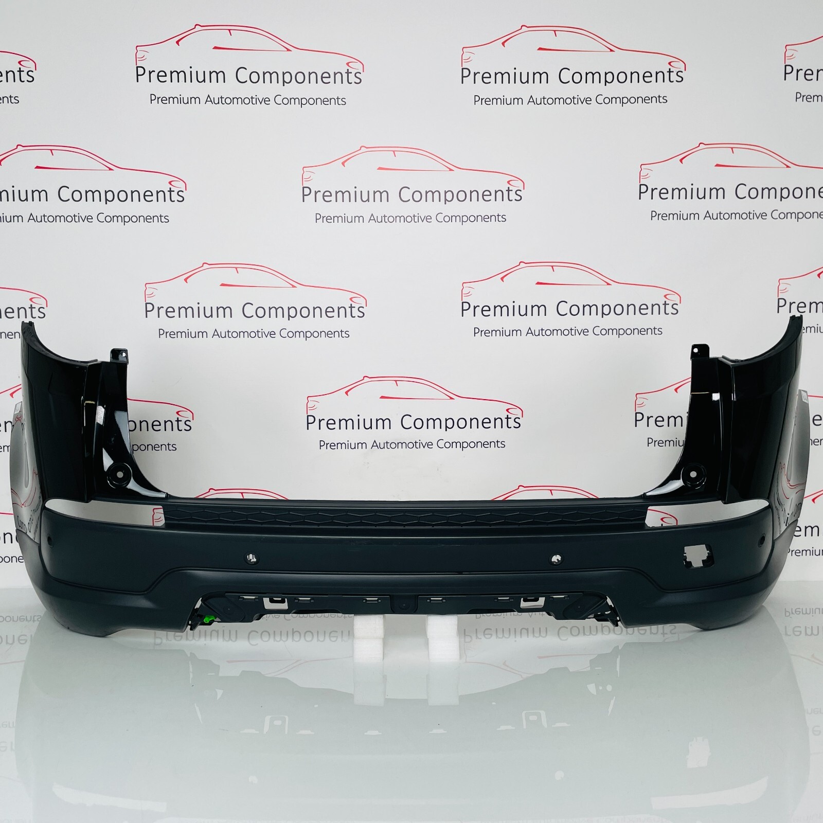 Land Rover Discovery Rear Bumper L550 Dynamic Sport Genuine 2019–2023 [AG44]