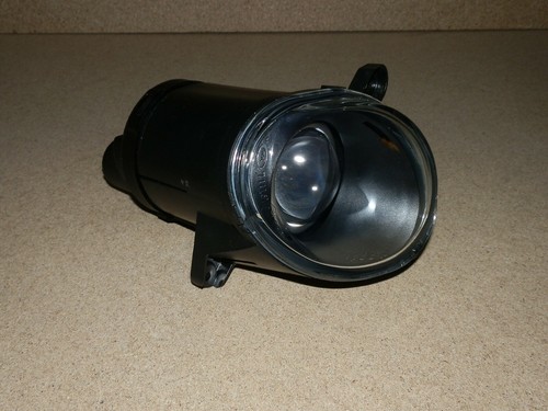 VW Nebelscheinwerfer Zusatzscheinwerfer links für VW Passat Bj. 2005