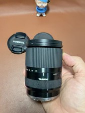 Used Tamron 18-200mm f3.5-6.3 DiIII VC Sony E Mount Lens With Caps