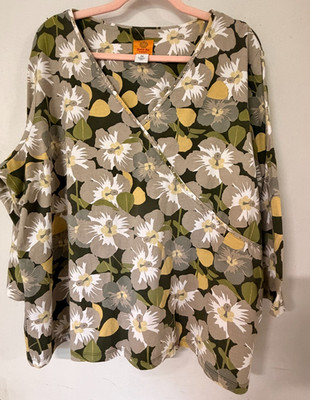Ruby Rd Woman Top 2X Faux Wrap V-Neck Floral Studded Olive Green Gray Knit Blous