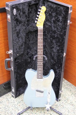 Fender Chrissie Hynde Telecaster - Ice Blue Metallic w/ Rosewood FB Hard Case
