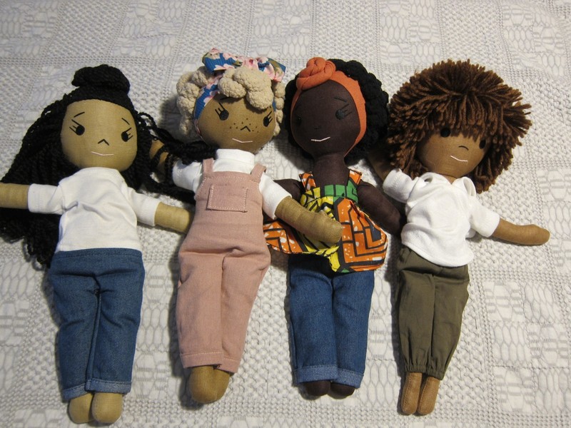 Lot of 4 Harperman Cloth Dolls 14" Tall 1 boy 3 Girls ( No Shoes) Great Shape