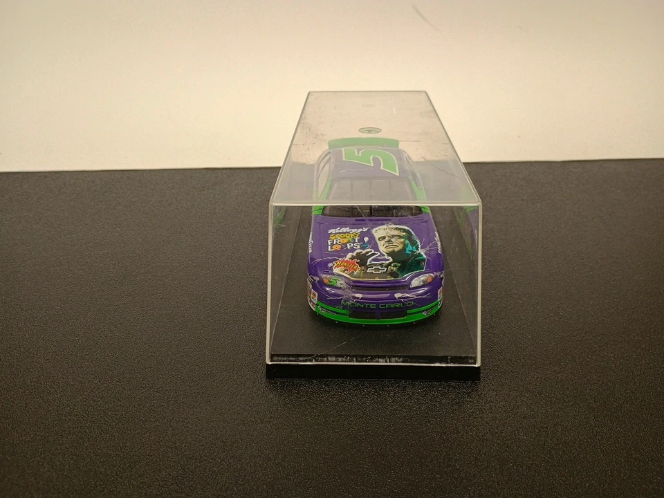 Terry Labonte #5 Kellogg’s Spooky Froot Loops 1:18 Diecast Revell 1998  - Image 2 of 4