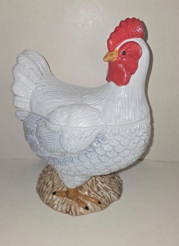 Noble Excellence Colorful & Stately Vtg 15" Ceramic Chicken Scratch