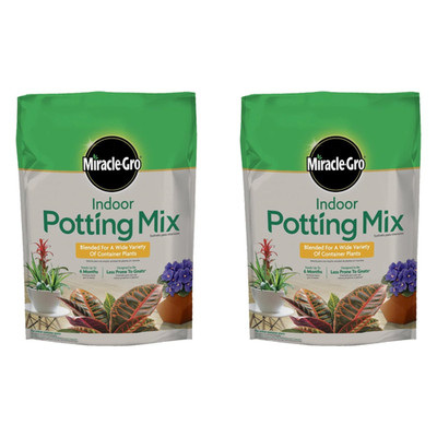 Miracle-Gro Indoor Potting Mix with Coconut Coir, 6 dry quarts, Pack of 2
