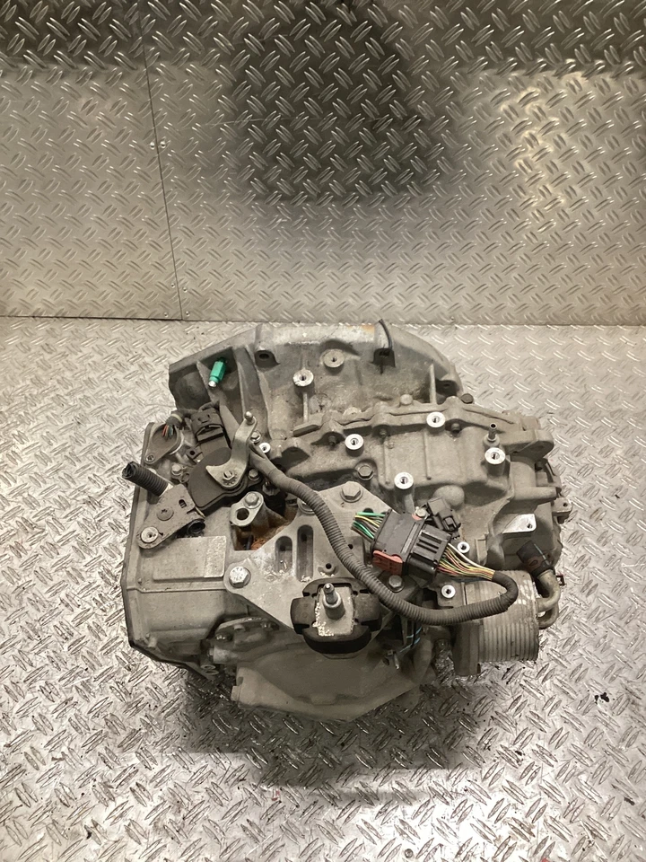 Automatikgetriebe Renault Laguna III (T) 2.0 dCi 150 110kW 150PS AJ0 (004)  - Bild 3 von 4