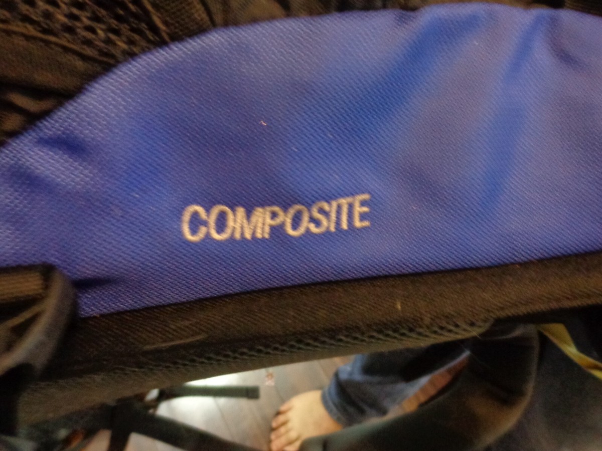 Sac à Dos Osprey Ariel 75 – Taille Petit Femme, Bleu Mer Profonde, 75 L, Occasion En Bon état