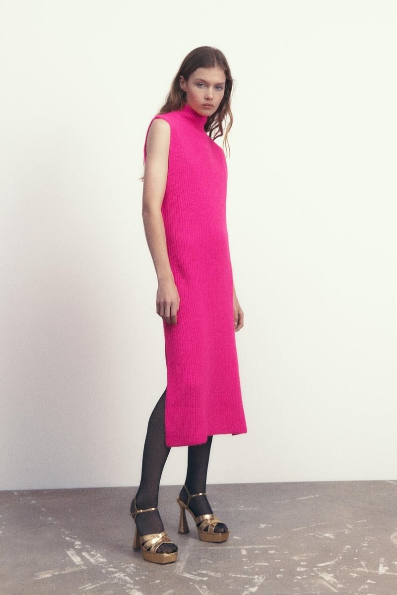 NWT ZARA SLEEVELESS KNIT DRESS FUCHSIA - REF. 3519/139 S $59 NWT ZARA SLEEVELESS KNIT DRESS FUCHSIA - REF. 3519/139 S $59