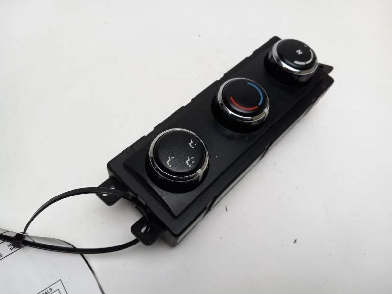 CONTROL DE CLIMATIZACIÓN CALENTADOR DE AIRE ACONDICIONADO para Dodge Grand Caravan 2009-2011 OEM 5511810AD Foto 2 de 4