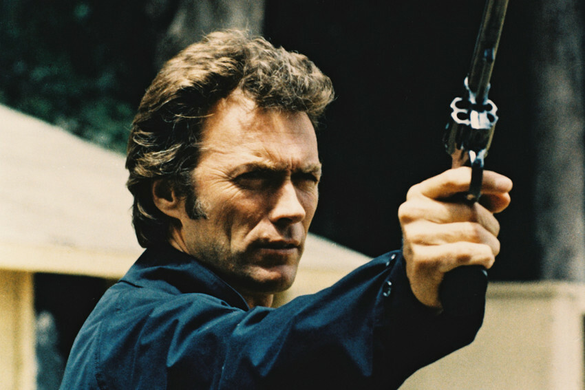 Clint Eastwood 18x24 Poster Magnum Force Color