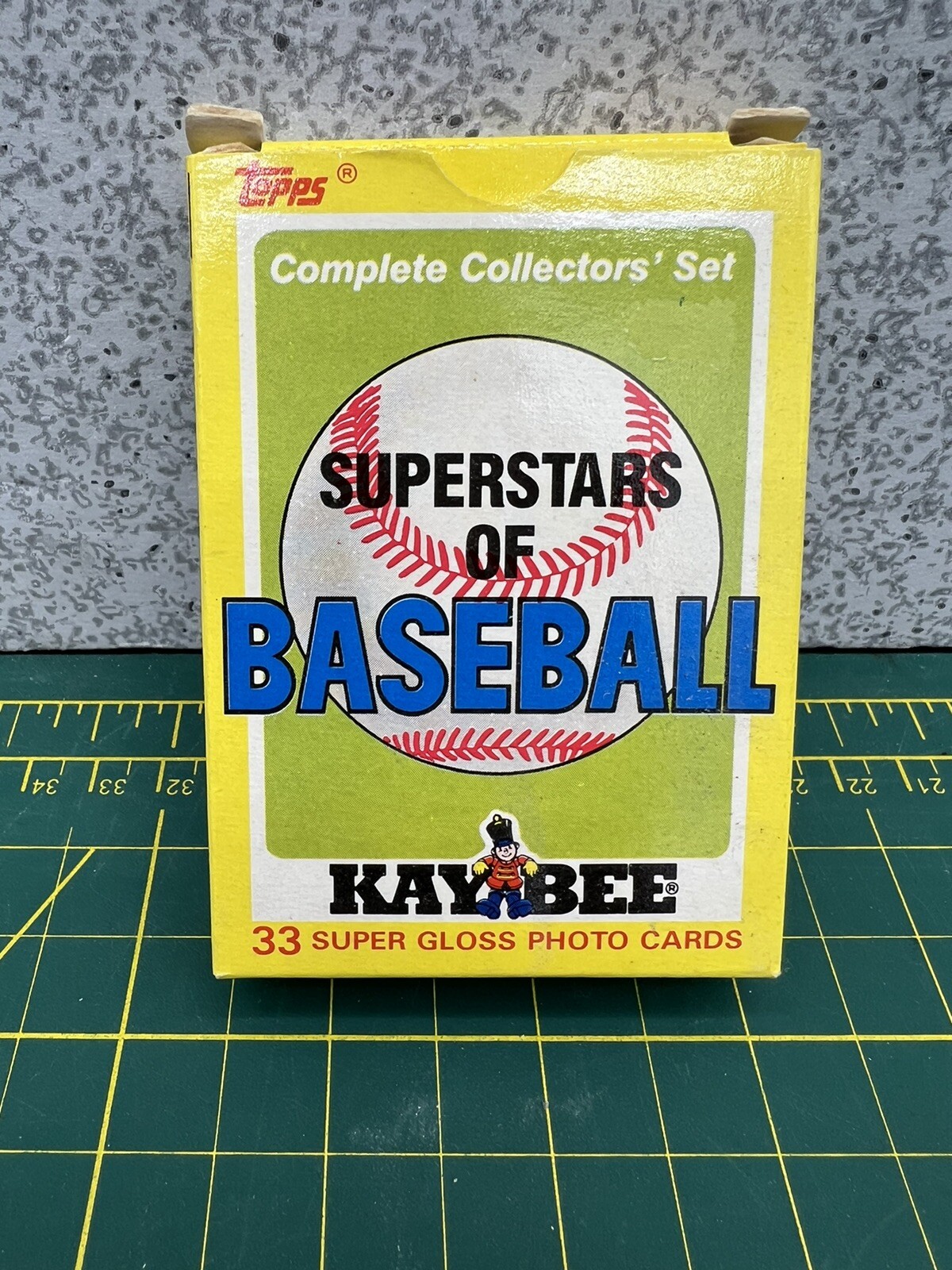 1987 Topps Kaybee Toys Superstars of Baseball Complete Set of 33 Cards