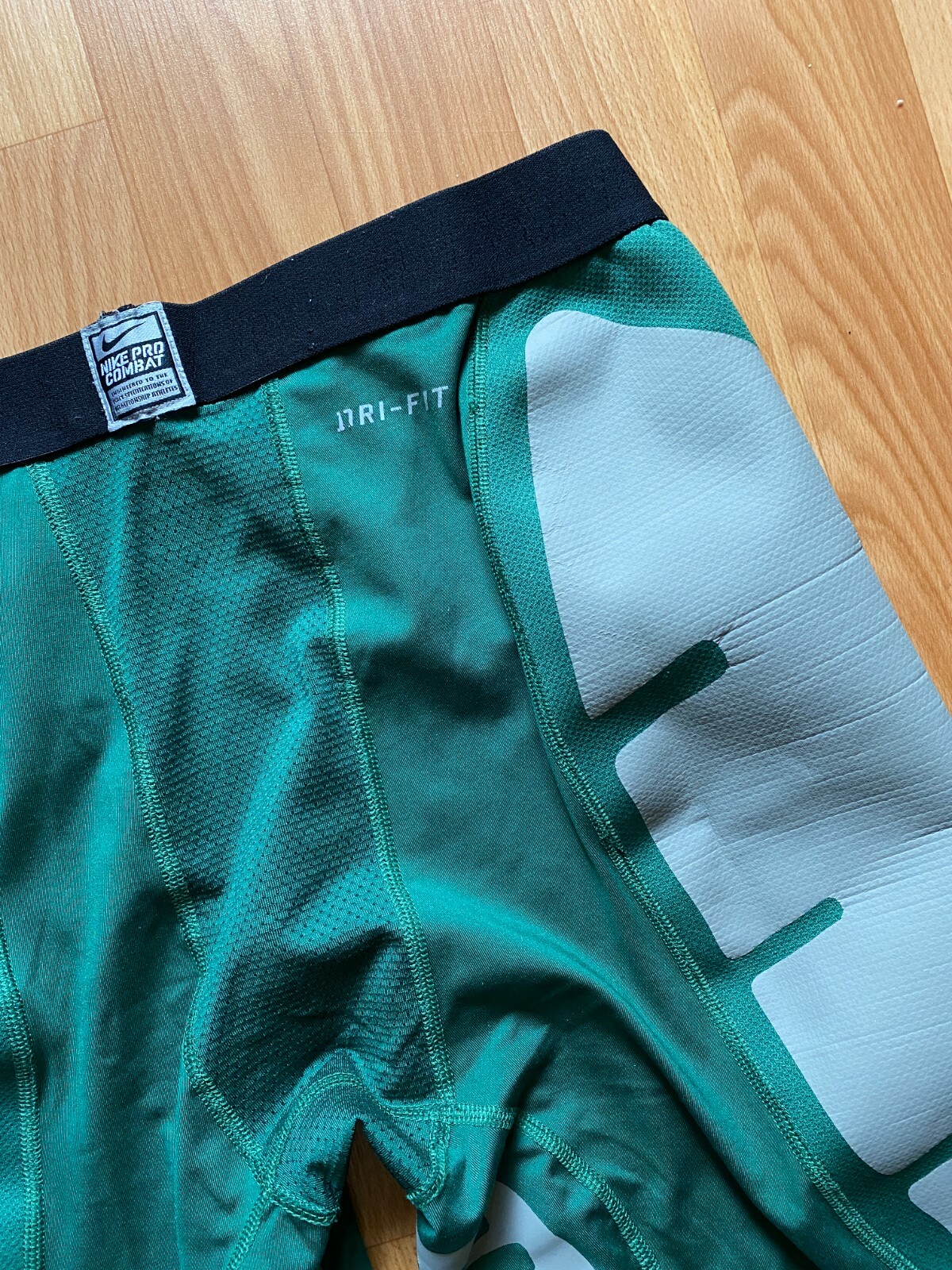 Nike Combat Pro Hyperstrong Compression Shorts XL… - image 3
