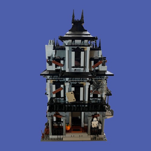 LEGO Haunted House MOC Similar to 10228 with 7 Minifigures See Description - Picture 5 of 7