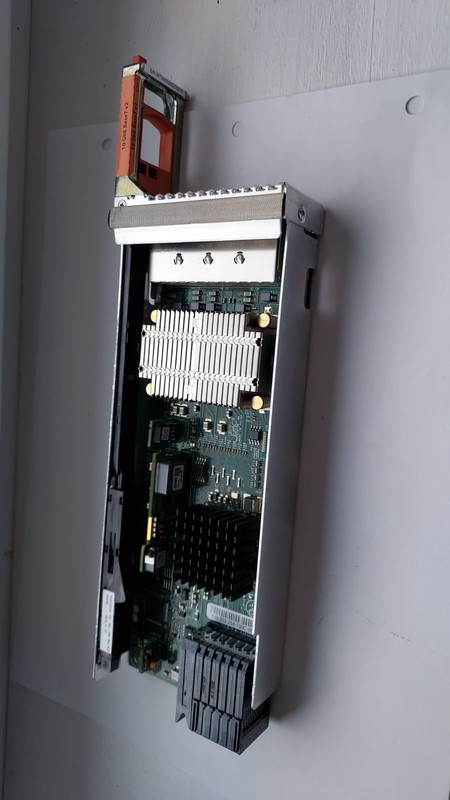 EMC Data Domain 10Gbps V2 Quad Port Network Adapter SLIC37 P/N 303-254-100C-00